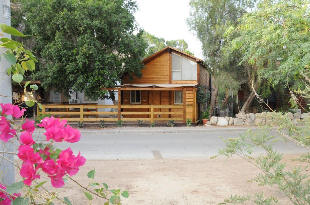 Dead Sea Dawn Villa Neot HaKikar Oda fotoğraf